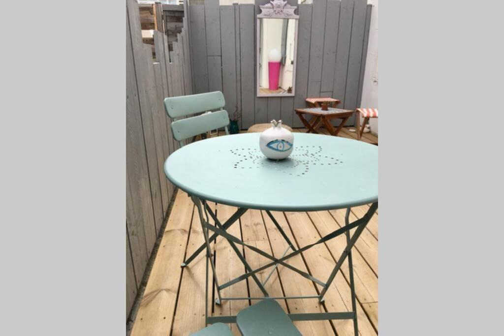 Appartement De Caractere Avec Terrasse. La Rochelle  Bagian luar foto